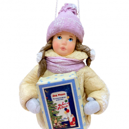 Ватная ёлочная игрушка «Девочка с подарком», 12,5 см